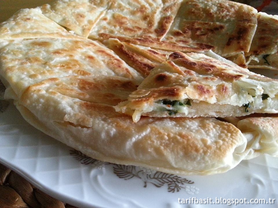 tarifbasit PatatesliKaşarlı Tava Böreği