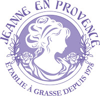 Centros Carrefour con sección de productos naturales Jeanne en Provence