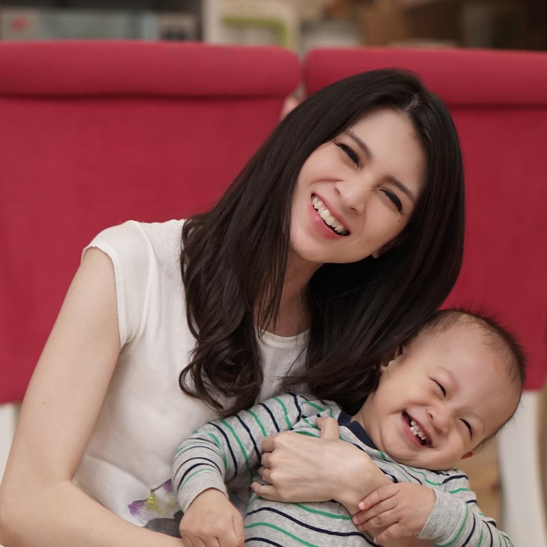 Biodata Lengkap Donita Isteri Adi Nugroho, Lengkap Dengan