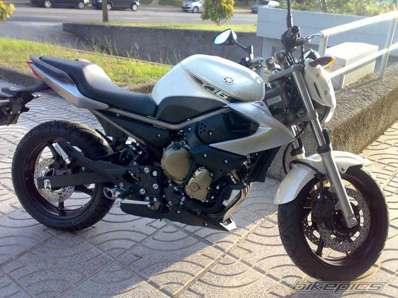 Bela Moto Yamaha XJ6 N 2012 a 4 cilindros mais barata do Brasil