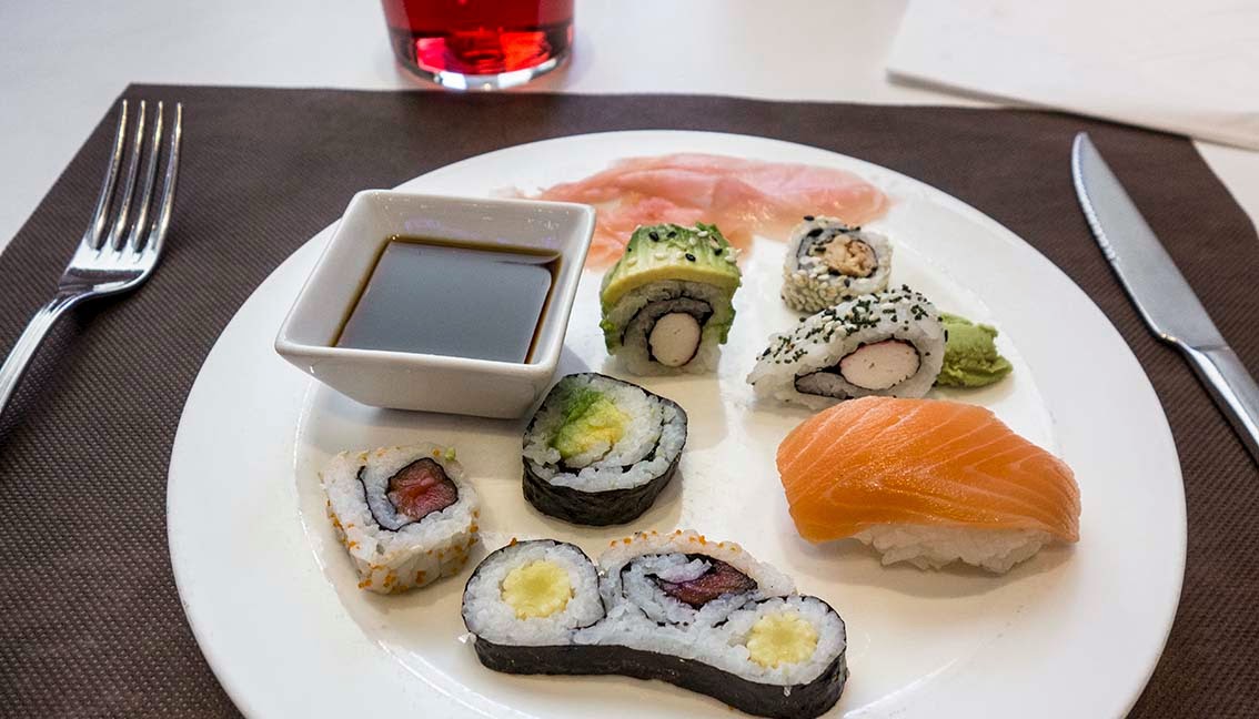 Salmorrejo: Tipos de sushi y como apreciar los sushi con más detalle sushi y mas