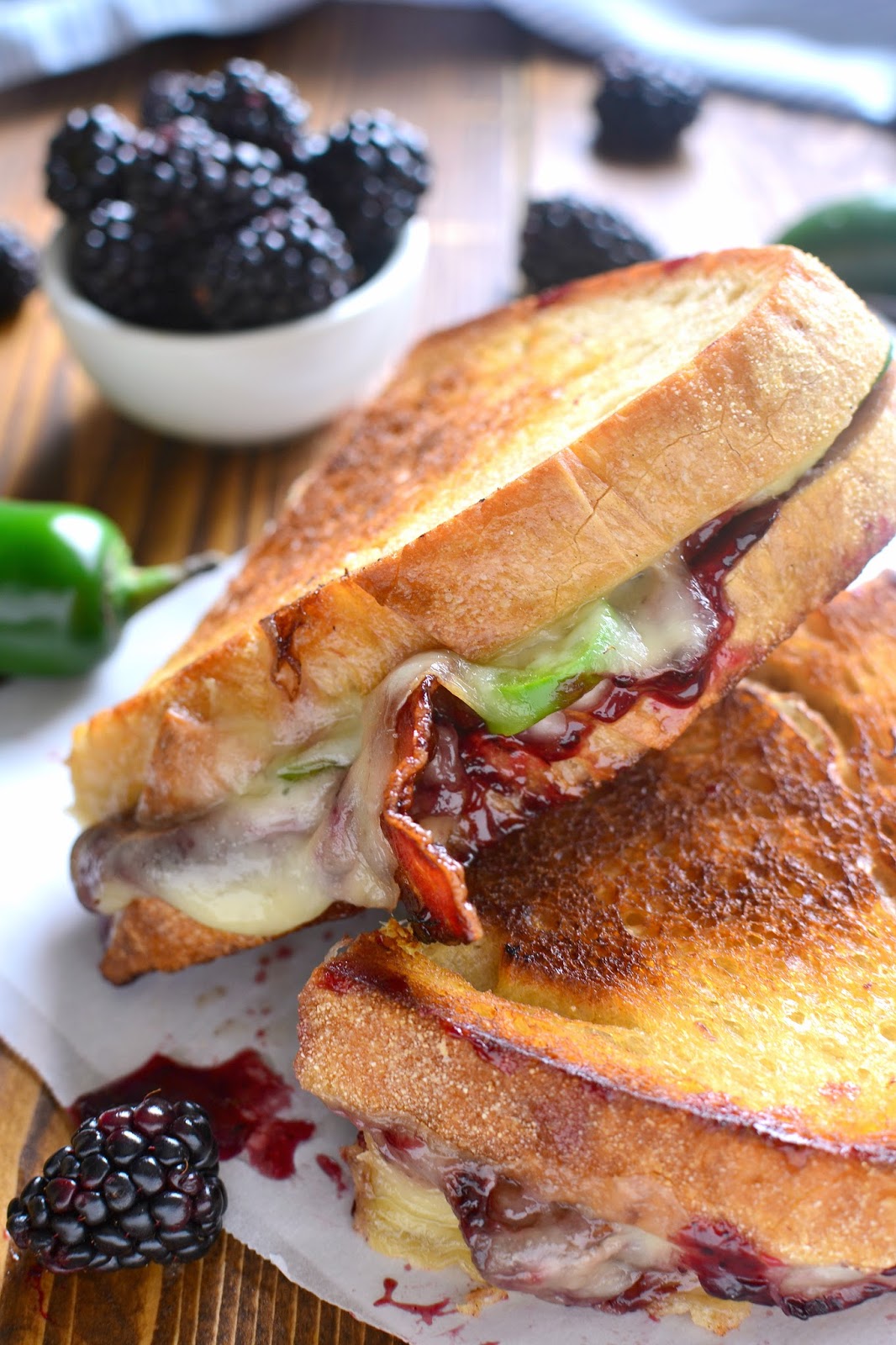 BLACKBERRY BACON GRILLED CHEESE Foodandcake789