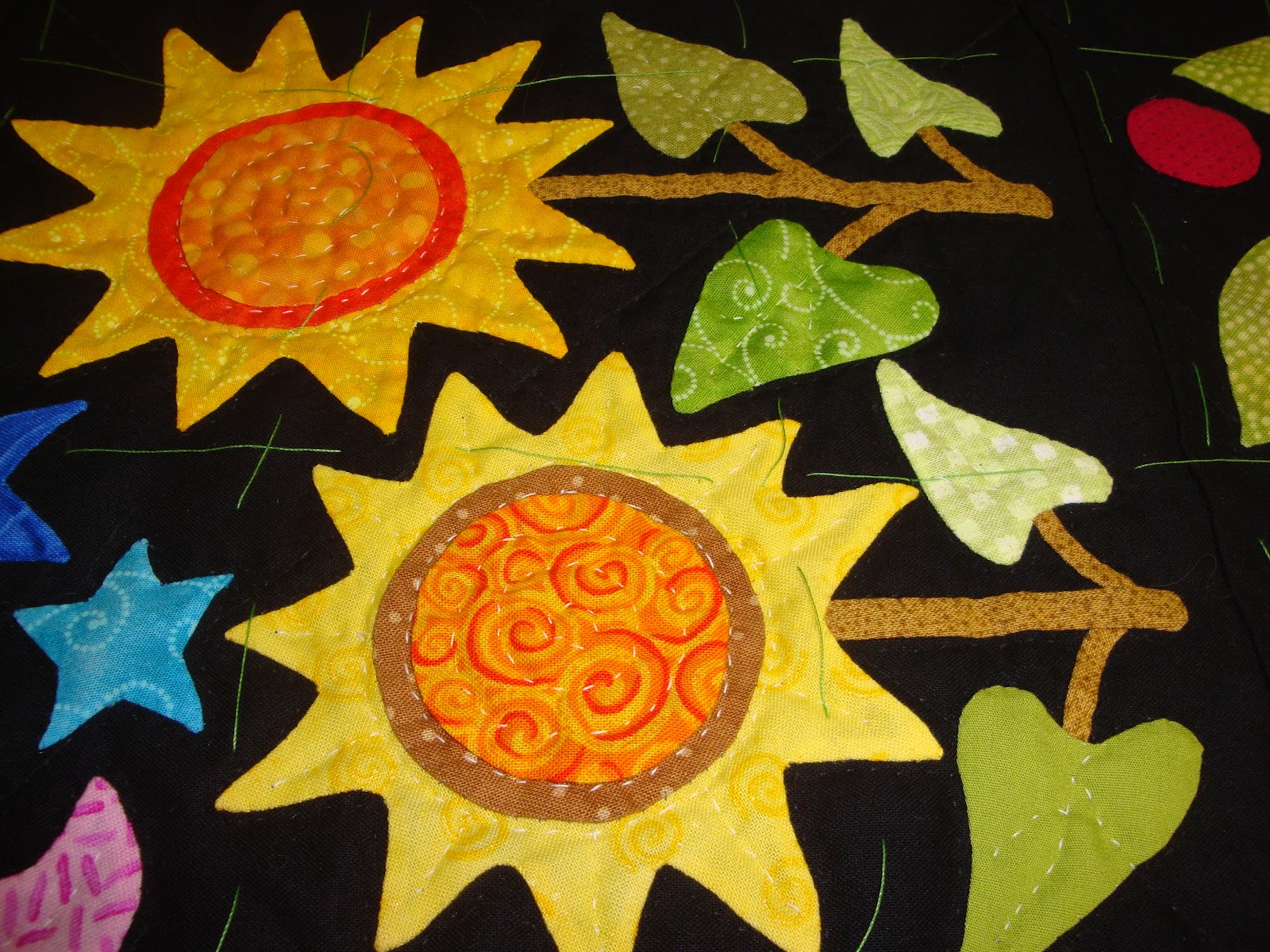 FABRIC THERAPY "Invisible" hand quilting...