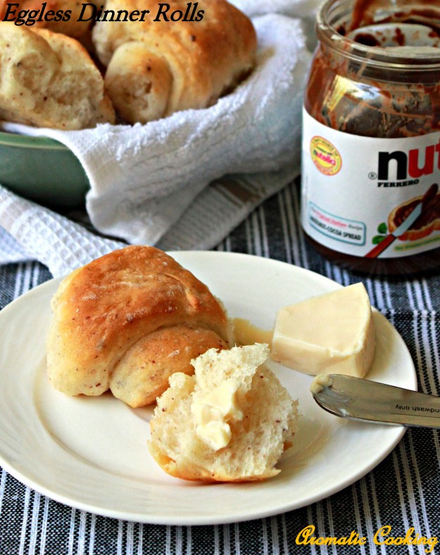 Aromatic Cooking Eggless Dinner Rolls
