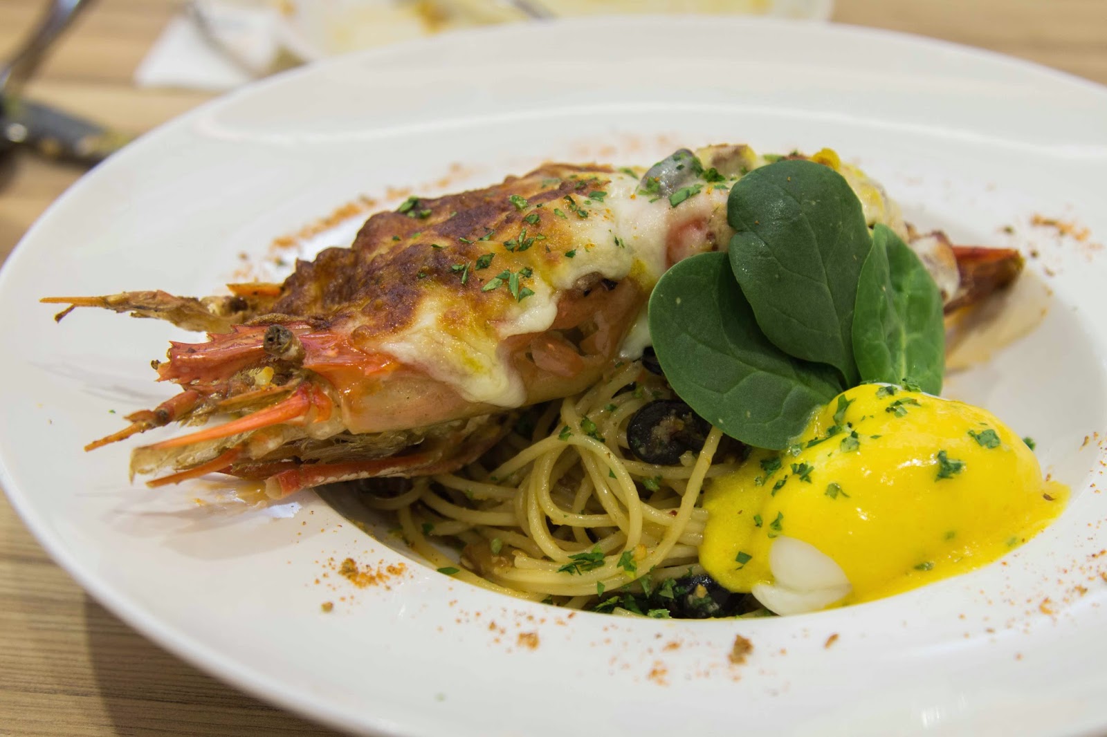 Eggs & Berries Jurong Point "The Heavenly Four" Burger Launch Gail