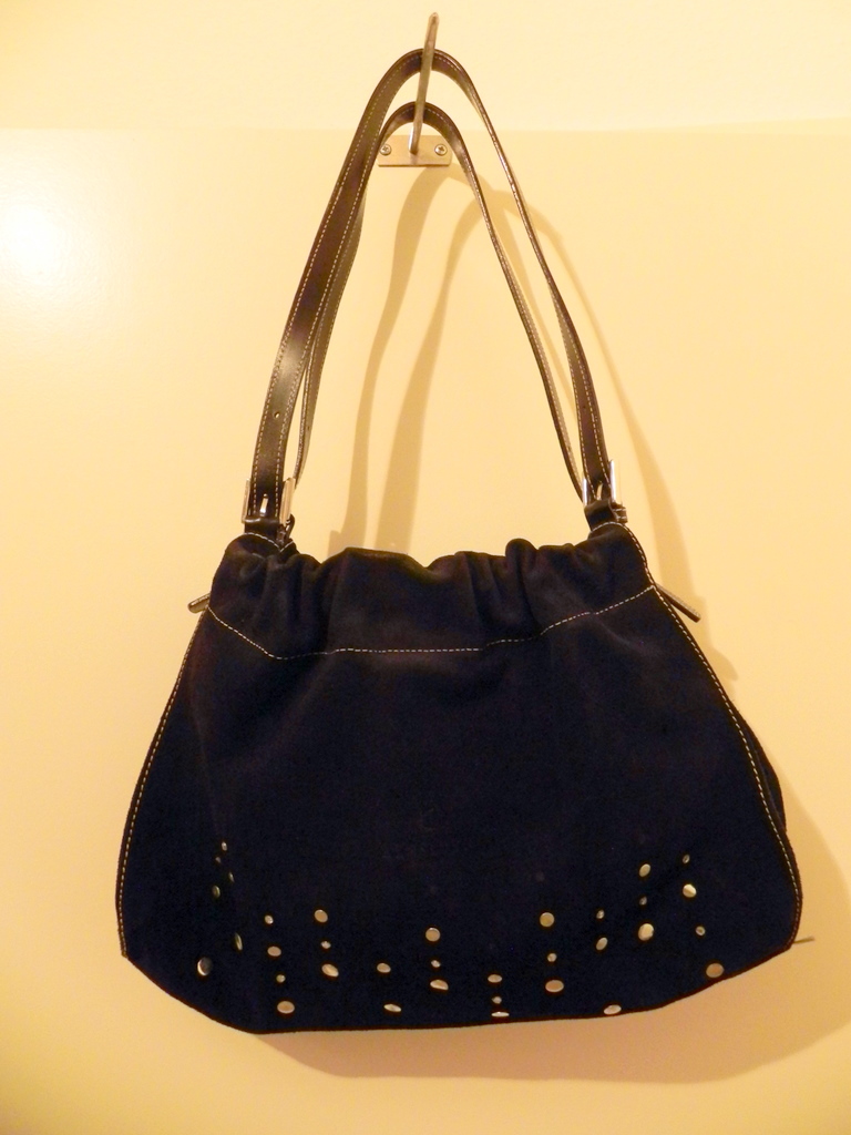 Gen?�ve - Liste d'objets a vendre: Sac Kesslord cuir noir