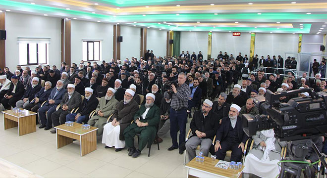 Kudüs’ü yaşlı bir göz ve yanık bir yürek ile dert edinmemiz lazım Kudüs’ü yaşlı bir göz ve yanık bir yürek ile dert edinmemiz lazım