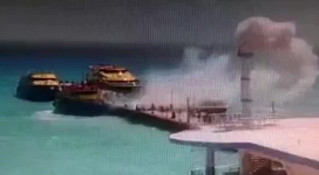 Η στιγμή της έκρηξης σε φέρι-μποτ γεμάτο με τουρίστες -Βίντεο Η στιγμή της έκρηξης σε φέρι-μποτ γεμάτο με τουρίστες -Βίντεο
