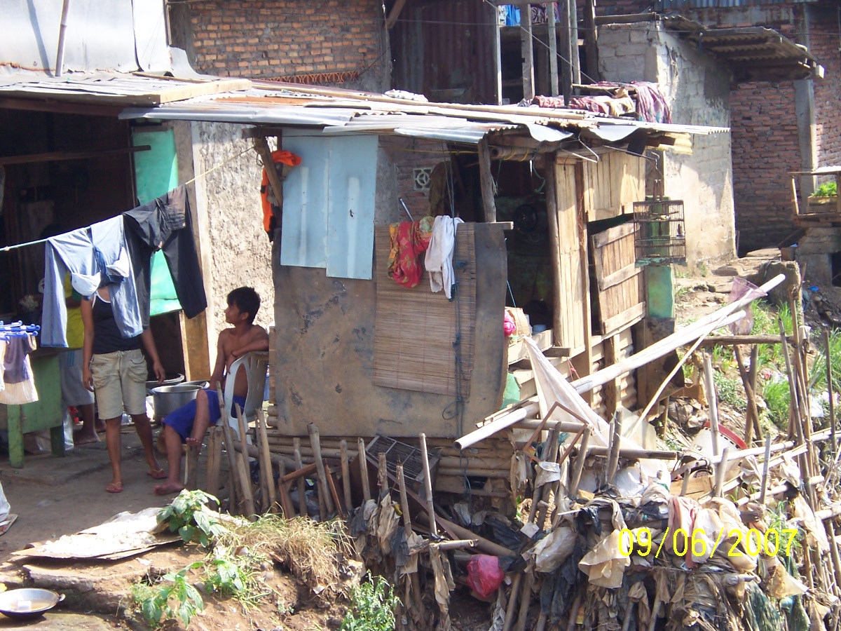 Contoh Masalah Sosial Tentang Kemiskinan