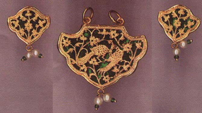 theva jewellery | Jewelry, Jewels, Brooch