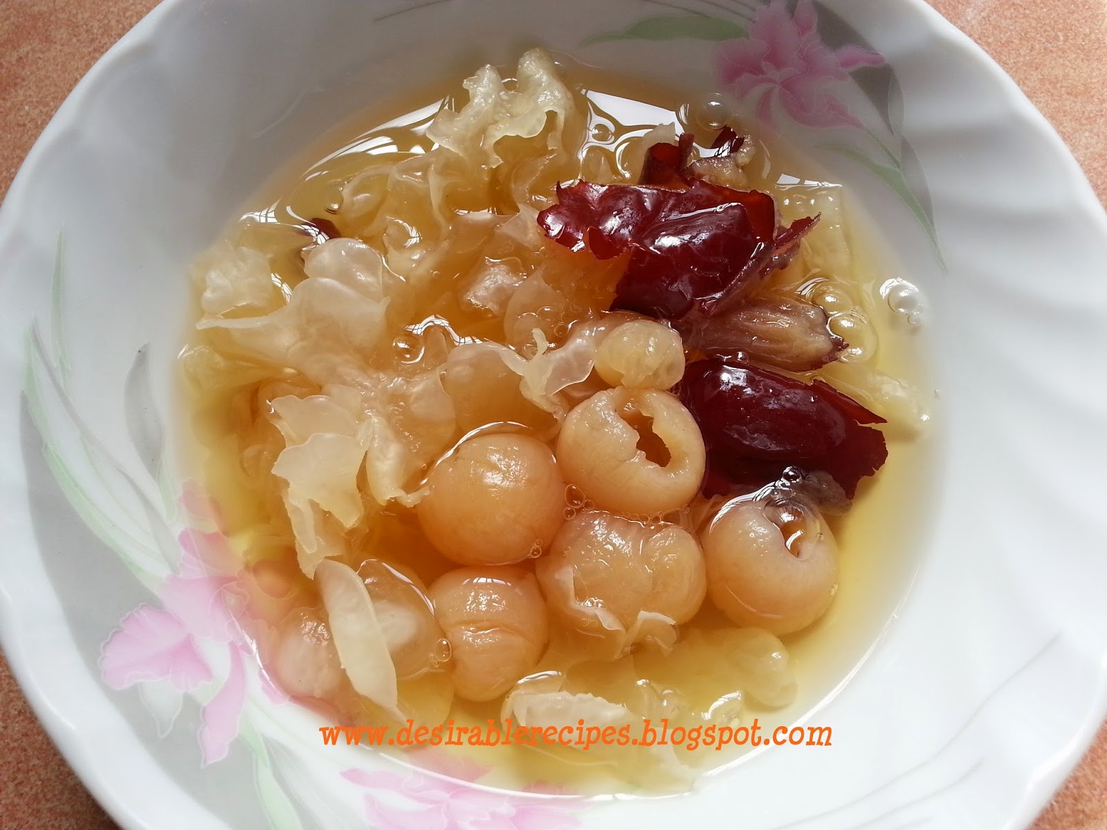 White Fungus, Red Dates and Dried Longan Dessert (Tong Sui)