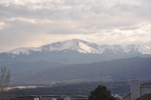 Pikes Peak Colorado Springs coloradoviews.blogspot.com