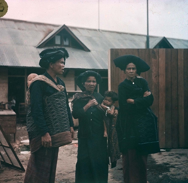 Karo Siadi: Foto Berwarna Karo Diperkirakan tahun 1932-1940