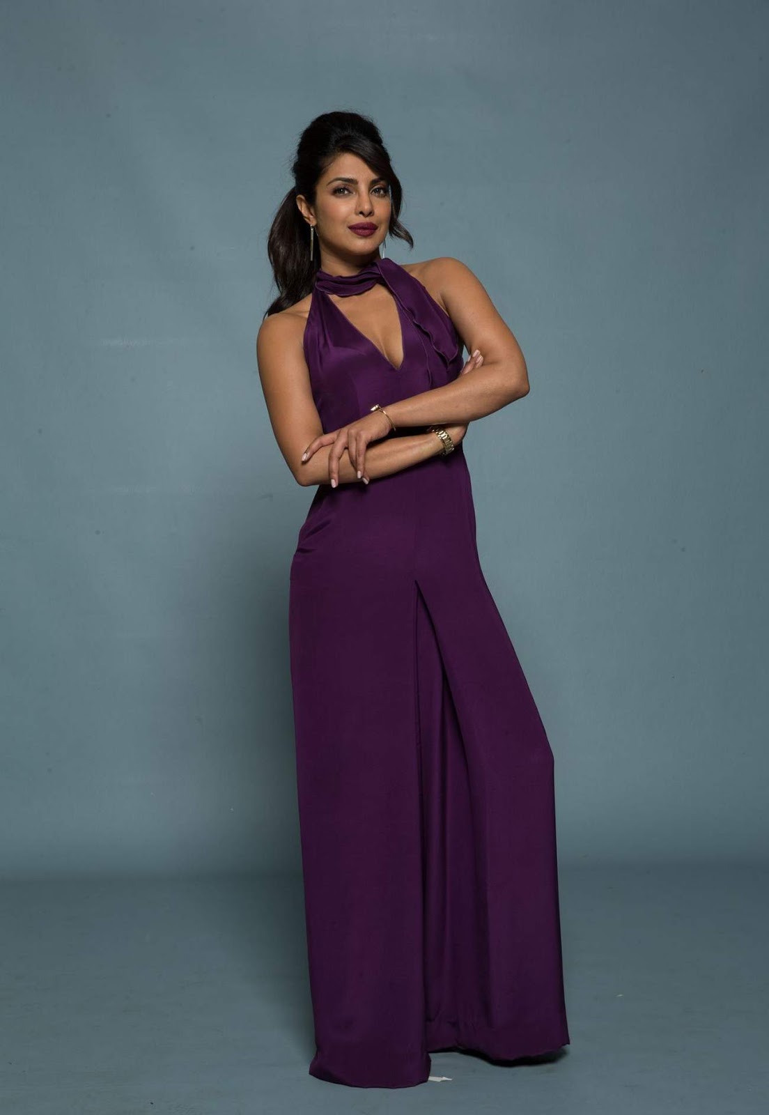 Priyanka Chopra Super Sexy Baywatch 2017 Promoshoot (Part 1)