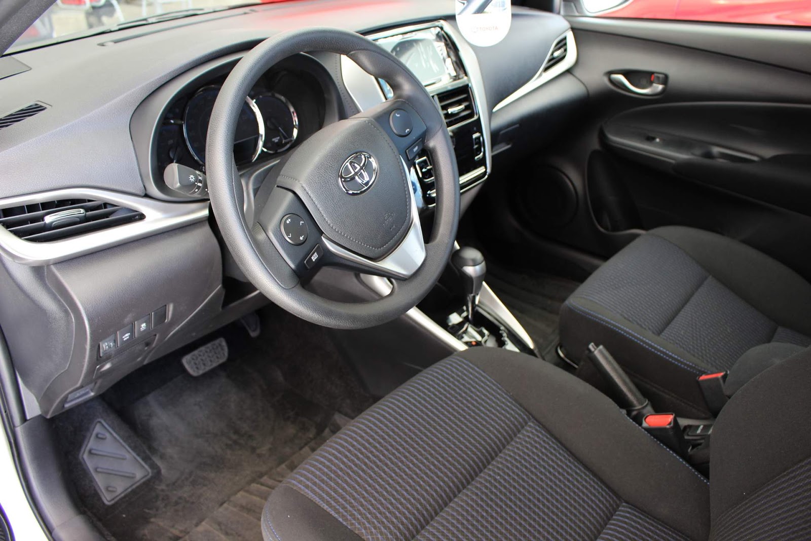 Toyota Yaris XL 1.3 Hatch: opinião do dono após um ano de uso