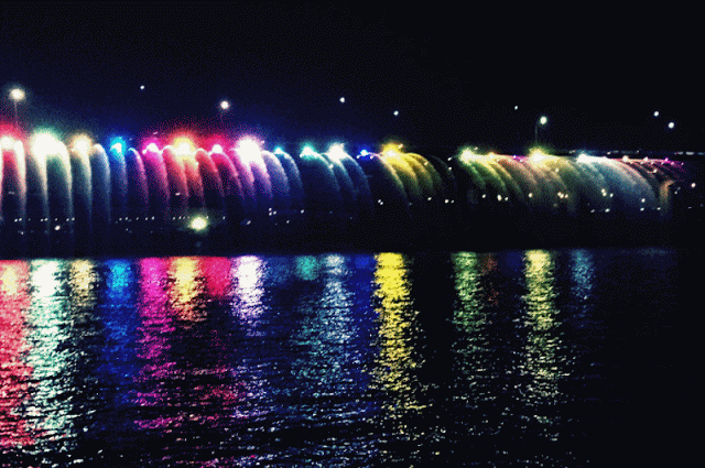 Romantic Night Cruise along Hangang River - Banpo Bridge Romantic Night Cruise along Hangang River.
