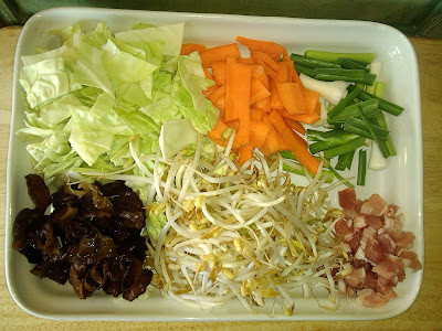 TAN MEN RAMEN RÁPIDO JAPONÉS TAN MEN RAMEN RAPIDO JAPONES NOODLES HONGOS OREJA JUDAS RECETA PLATO COCINA GASTRONOMIA JAPON YU-MEIN NOODLES