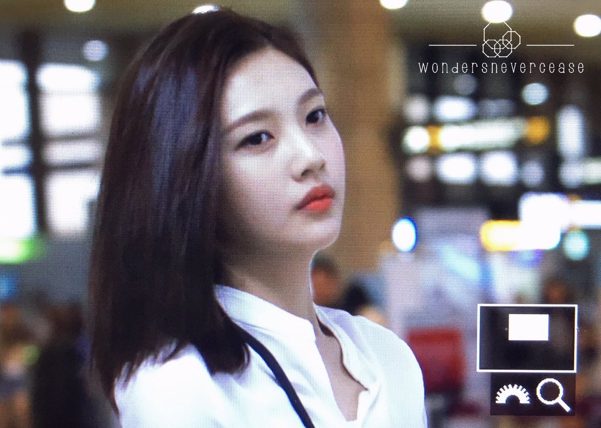 오늘공항에서 아침부터 미모대박난 조이 | 인스티즈