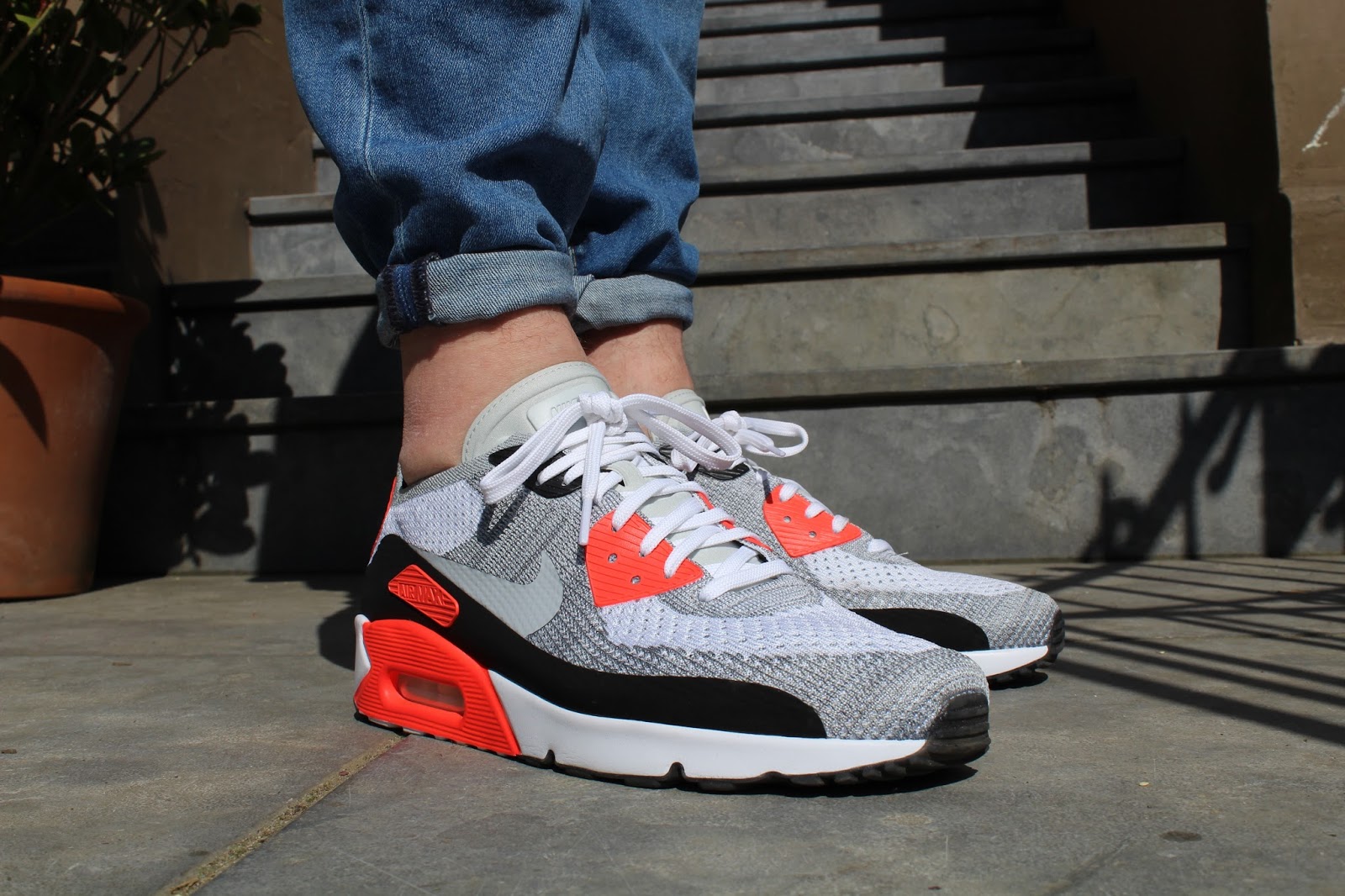 air max 90 flyknit on feet