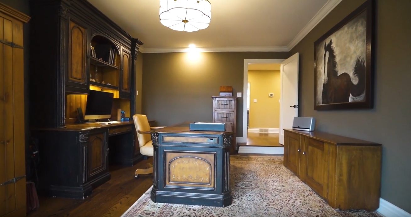 20 Photos vs. 299 Concession 10 Rd E, Flamborough, ON vs. Home Interior Design Tour