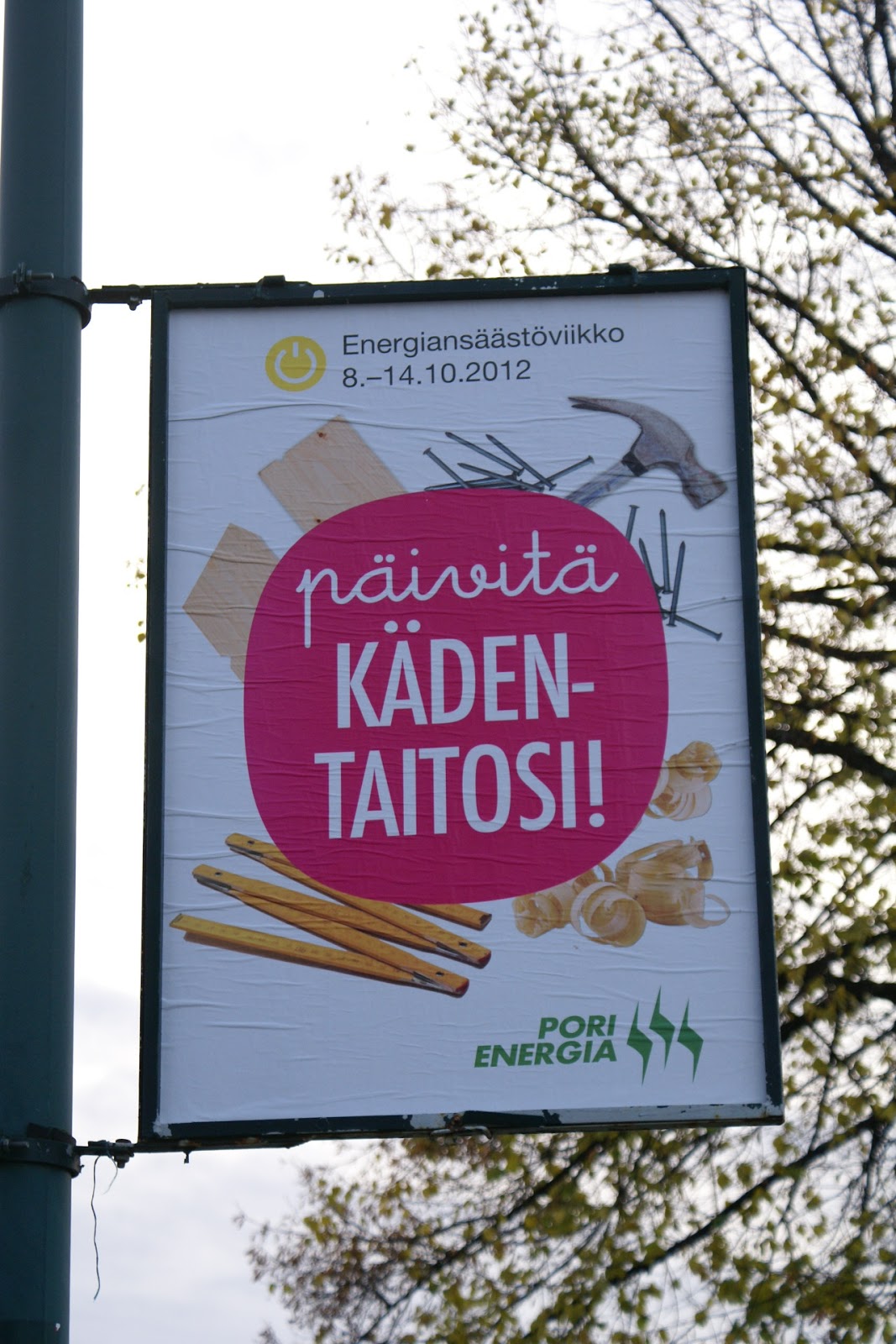 Typografiaa: Hyvät ja Huonot mainokset