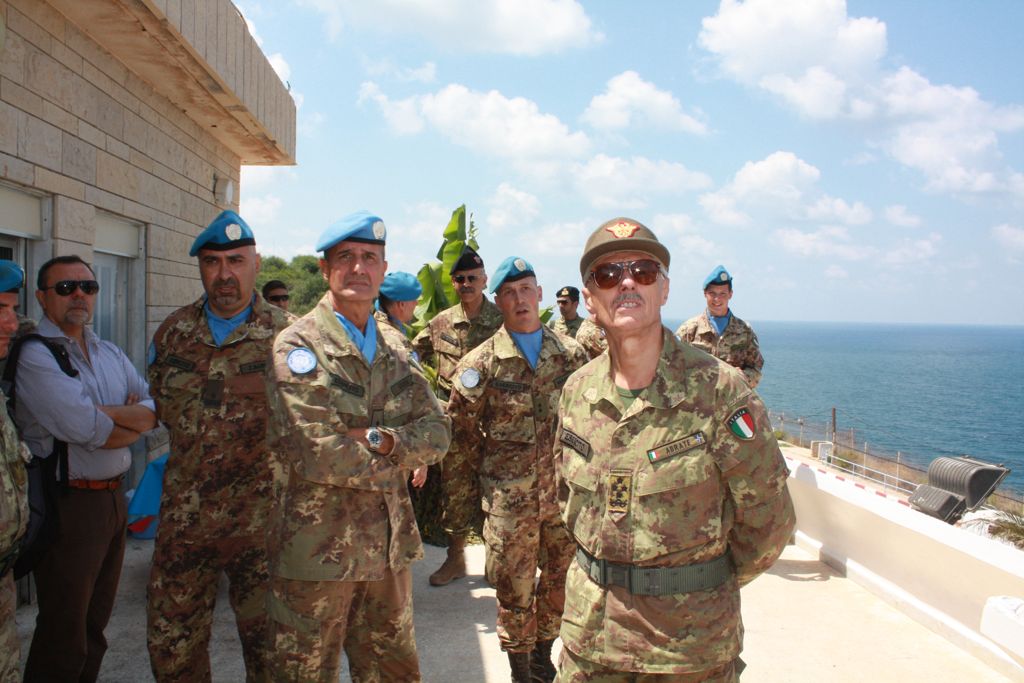 MarteNews IL CAPO DELLA DIFESA ITALIANA DAI CASCHI BLU DELL ONU IN LIBANO
