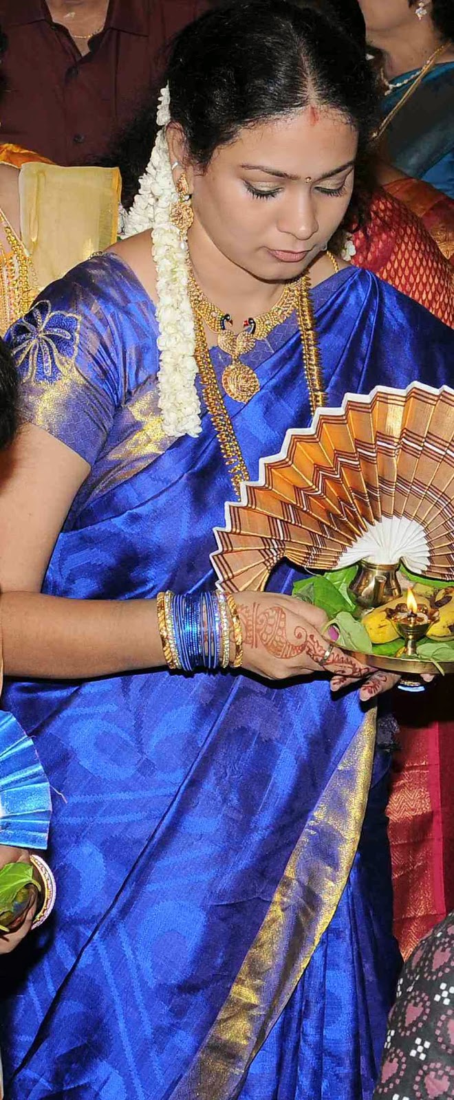 South Indian Bridal Outfit- Silk Saree-South indian silk sarees-Pure silk sarees india