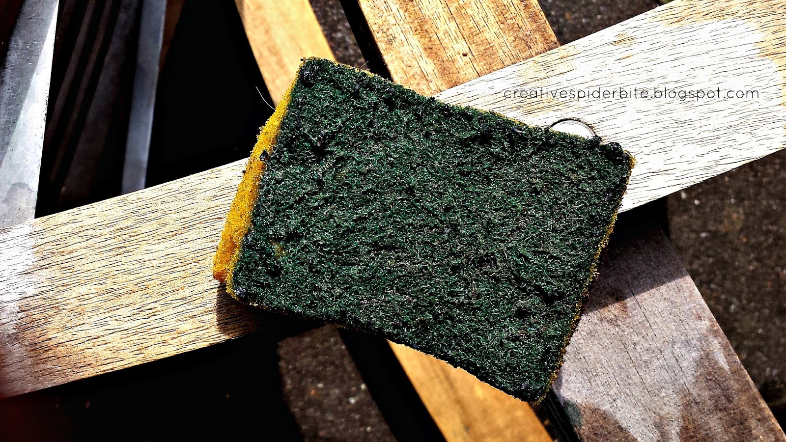 Bitten by that creative Spider refurbish that withered teak wood chair