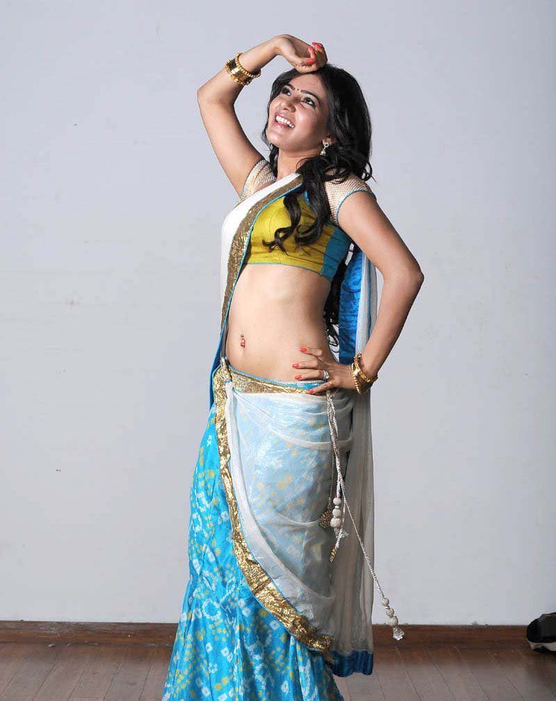 Samantha hips photos, Samantha hot pics, Samantha in sexy blouse photos