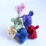 https://pinkmouseboutique1.blogspot.com.es/2015/01/tiny-crochet-mouse-free-pattern-shop.html
