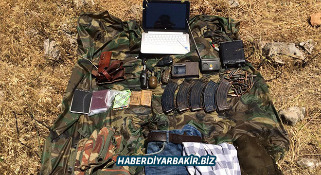 Diyarbakır Lice’de 3 PKK’li öldürüldü Diyarbakır Lice’de 3 PKK’li öldürüldü