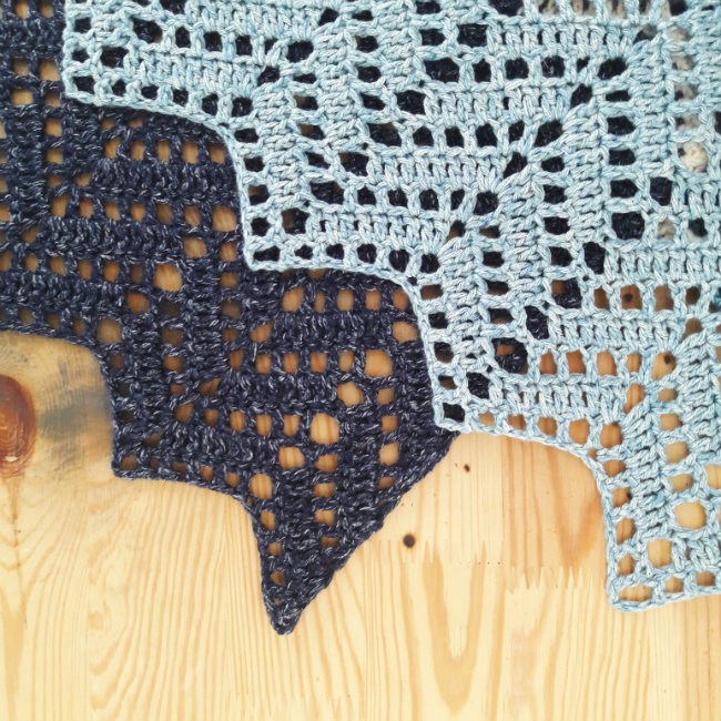 Crochet zig zag shawl | Happy in Red Crochet zig zag shawl | Happy in Red