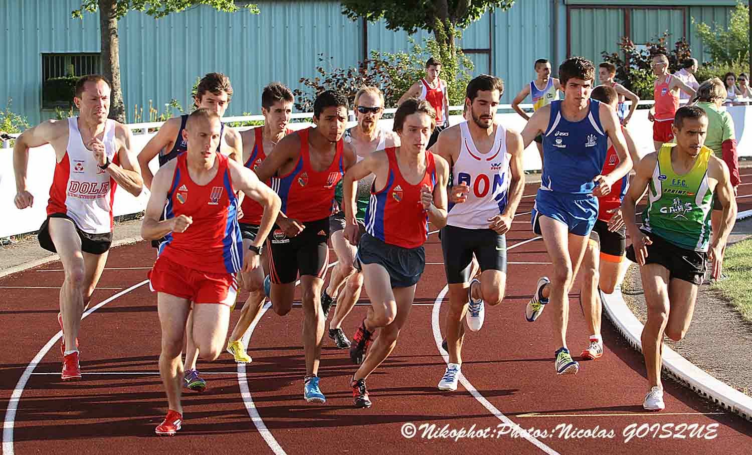 pointes athlétisme demi fond