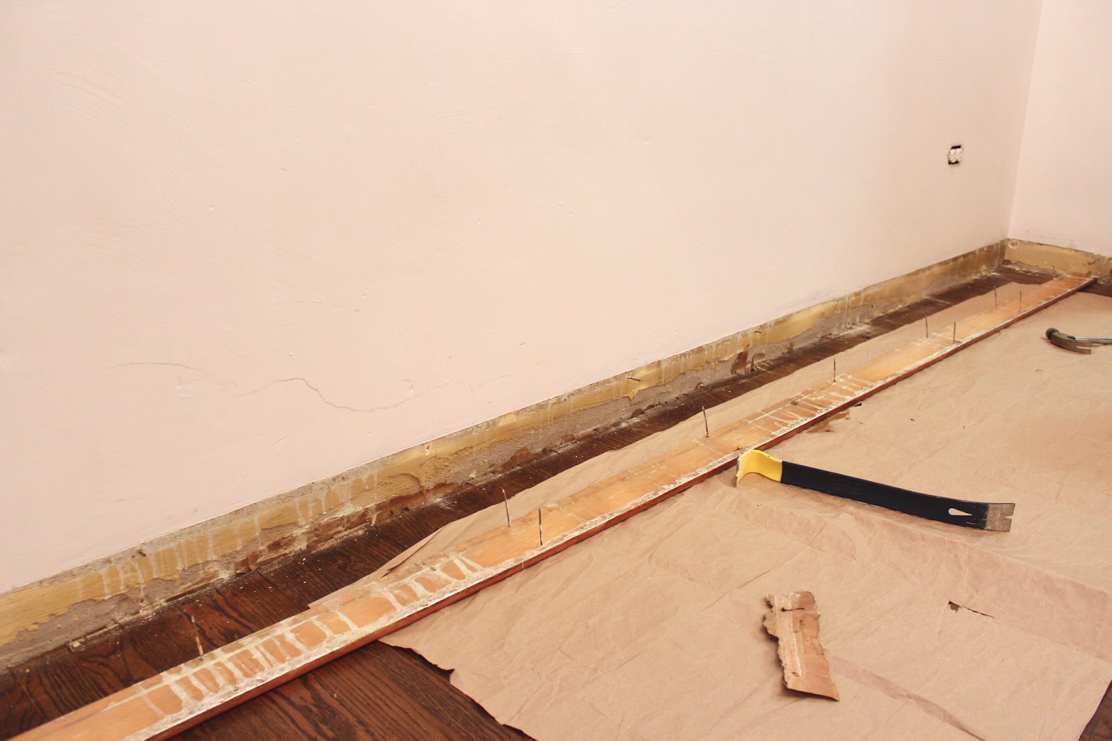 How to Remove Wall Trim | Sarah & Nick