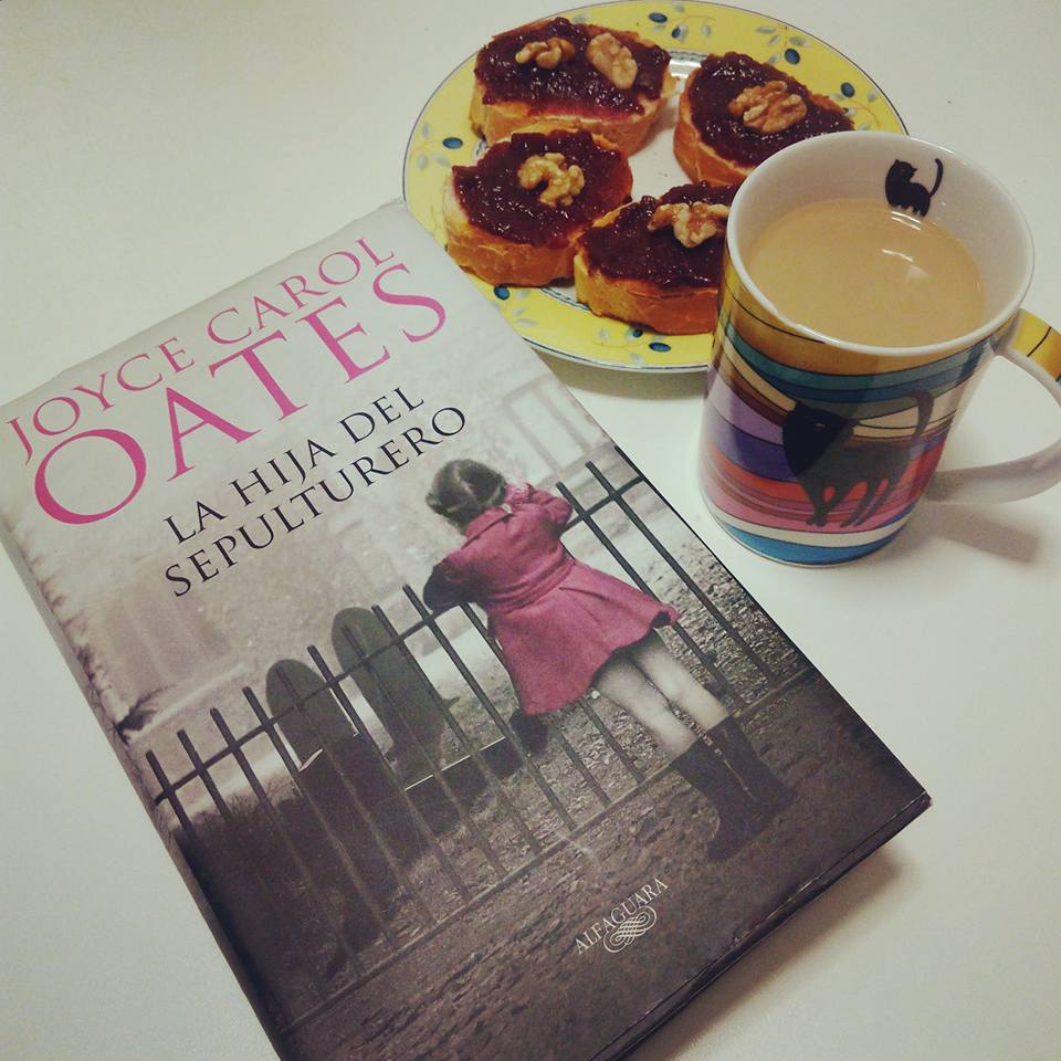 Dibujos, libros y otras hierbas LA HIJA DEL SEPULTURERO, Joyce Carol Oates