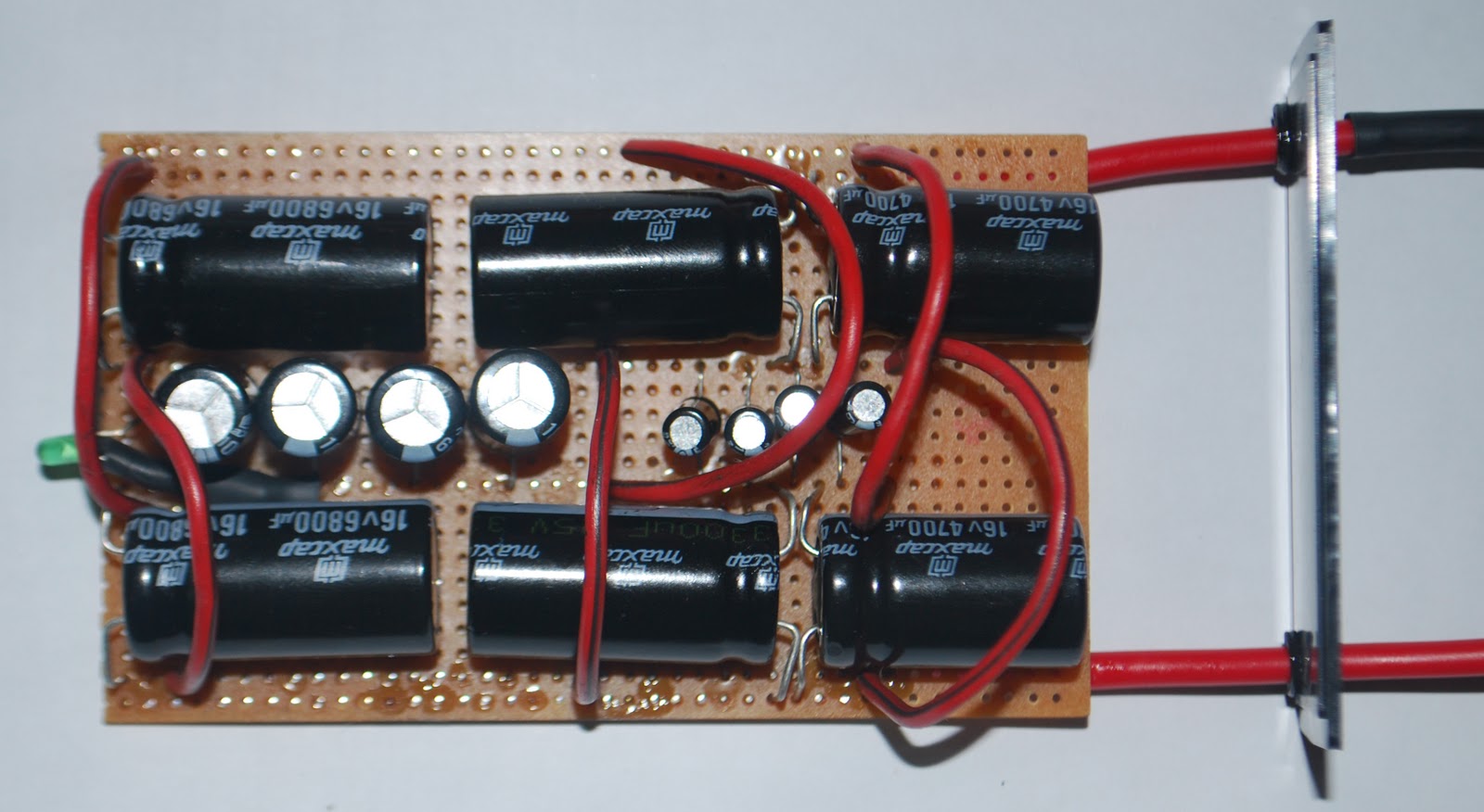 8051 For Dummies: 33640uF Car Voltage Stabilizer Plus Fake Pivot