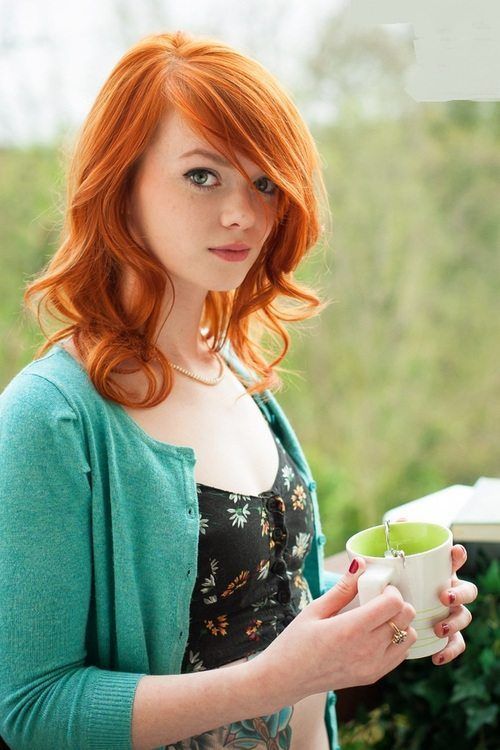 Cute nude redhead Cute nude redhead