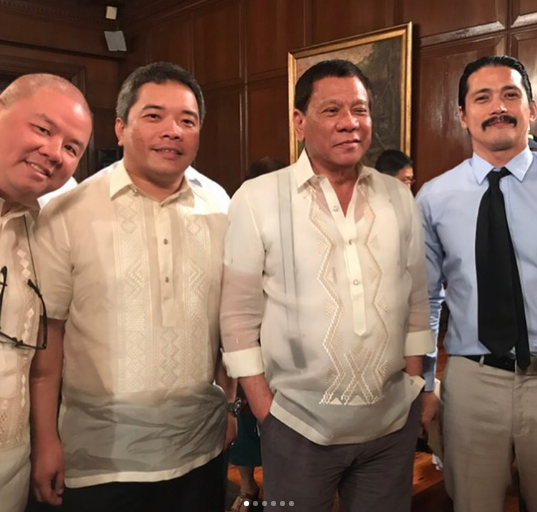 “Isa na namang dagok ang bumalot.." Robin Padilla may Panibagong Hold Departure Order “Isa na namang dagok ang bumalot.." Robin Padilla may Panibagong Hold Departure Order