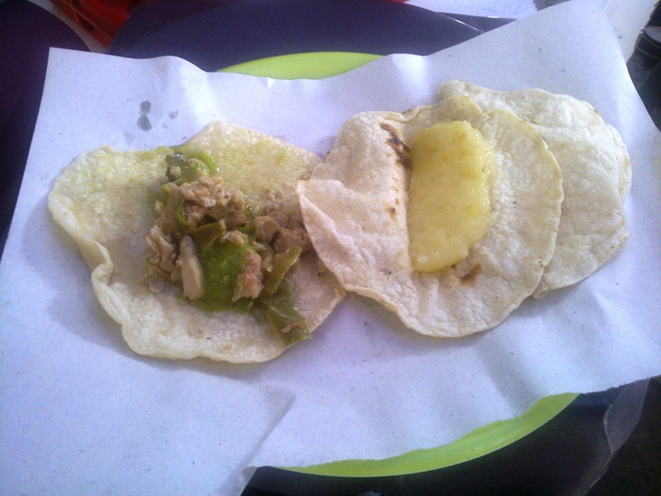 Deleitando tu paladar al estilo Tehuacán Los tacos originales de Santa