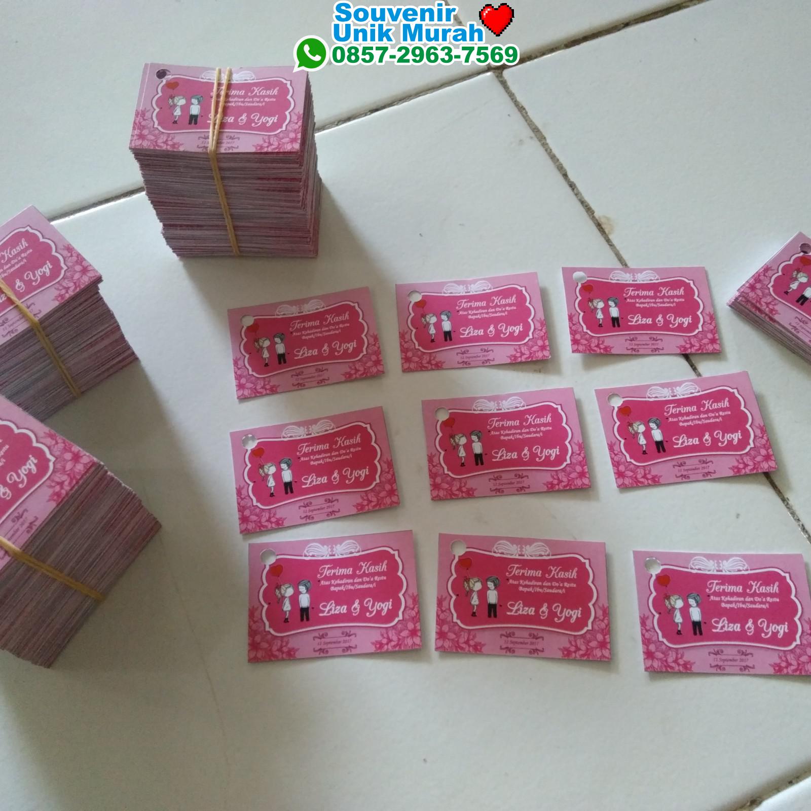 Kartu Nama Salon Keluarga Dan Spa Souvenir Pernikahan