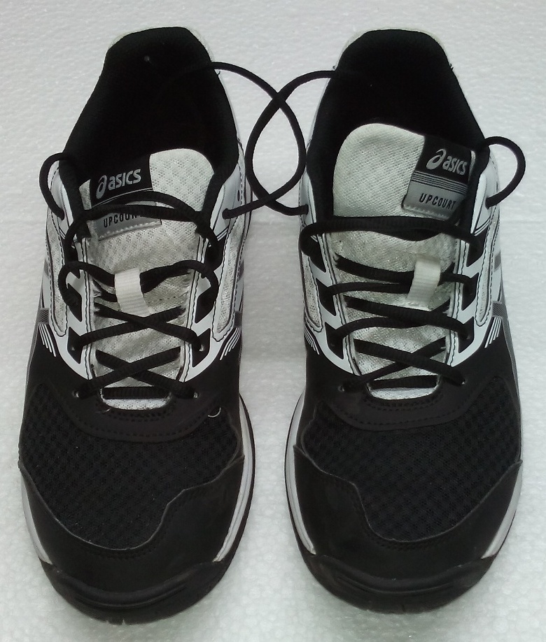 kasut badminton asics