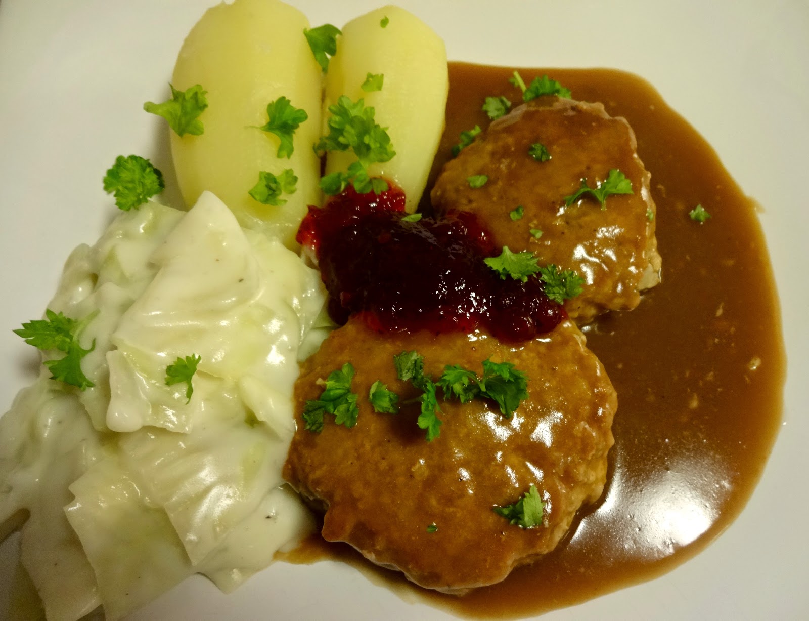 Bilderesultater for kjøttkaker med kålstuing