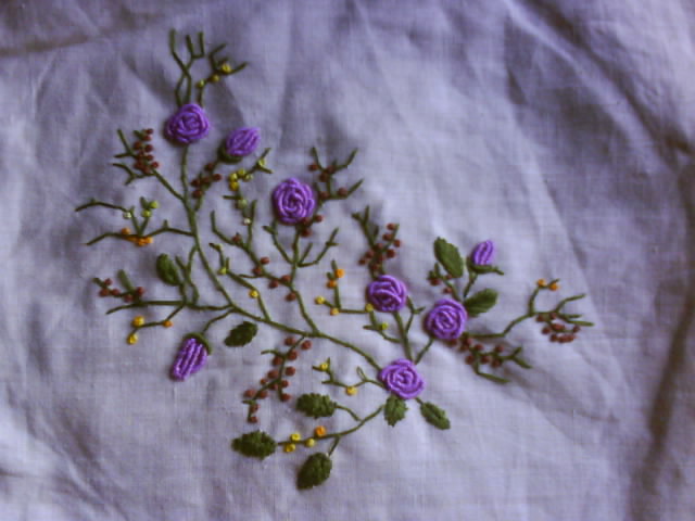 Basic Embroidery Stitches: Detached Stitches &amp; Knot
s вЂ“ Needle