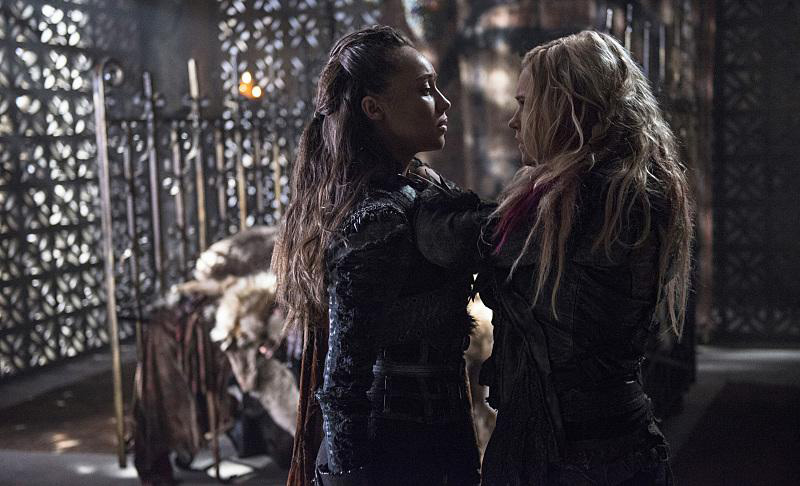 The 100 - Ye Who Enter Here - Review: "Politics and Power"