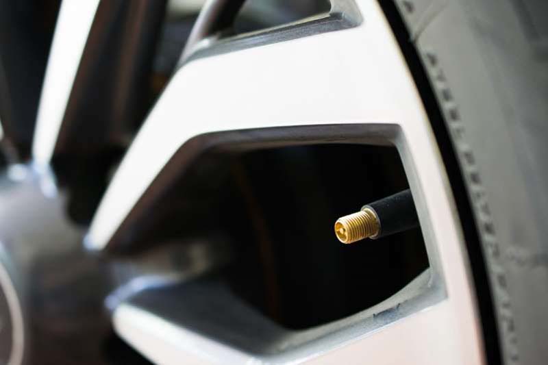 How (and When) to Put Air in Your Car Tires