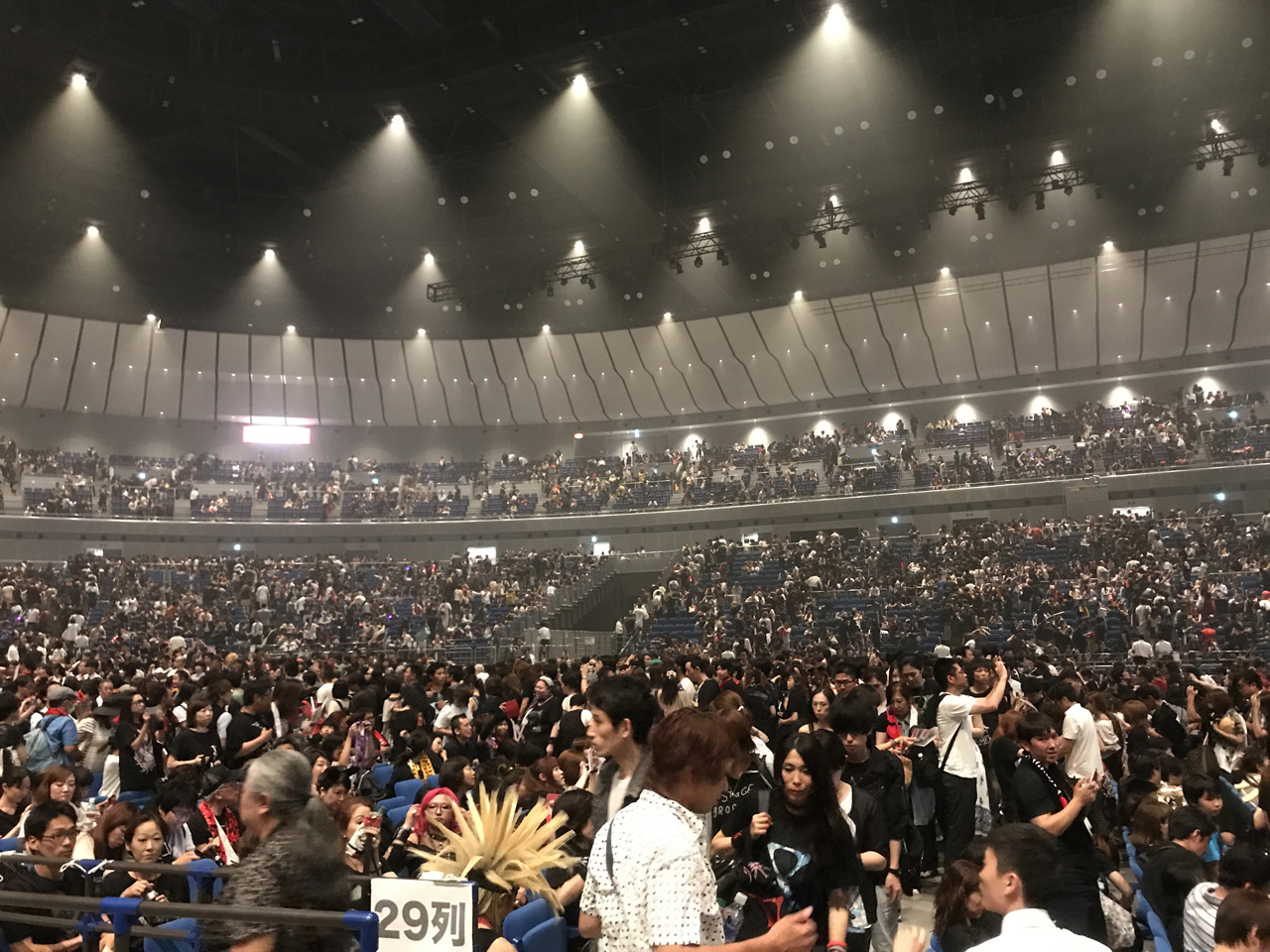 Against a creativity X JAPAN / WORLD TOUR 2017.