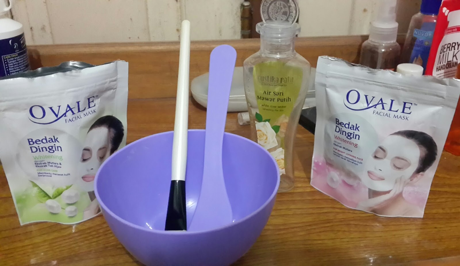 Download Review Ovale Facial Mask Bedak Dingin Whitening Carolline S Beauty Blog PSD Mockup Templates