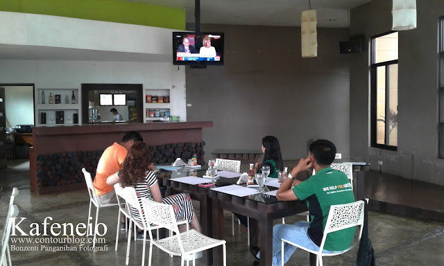 Road Side Restaurant : Kafeneio, revisited