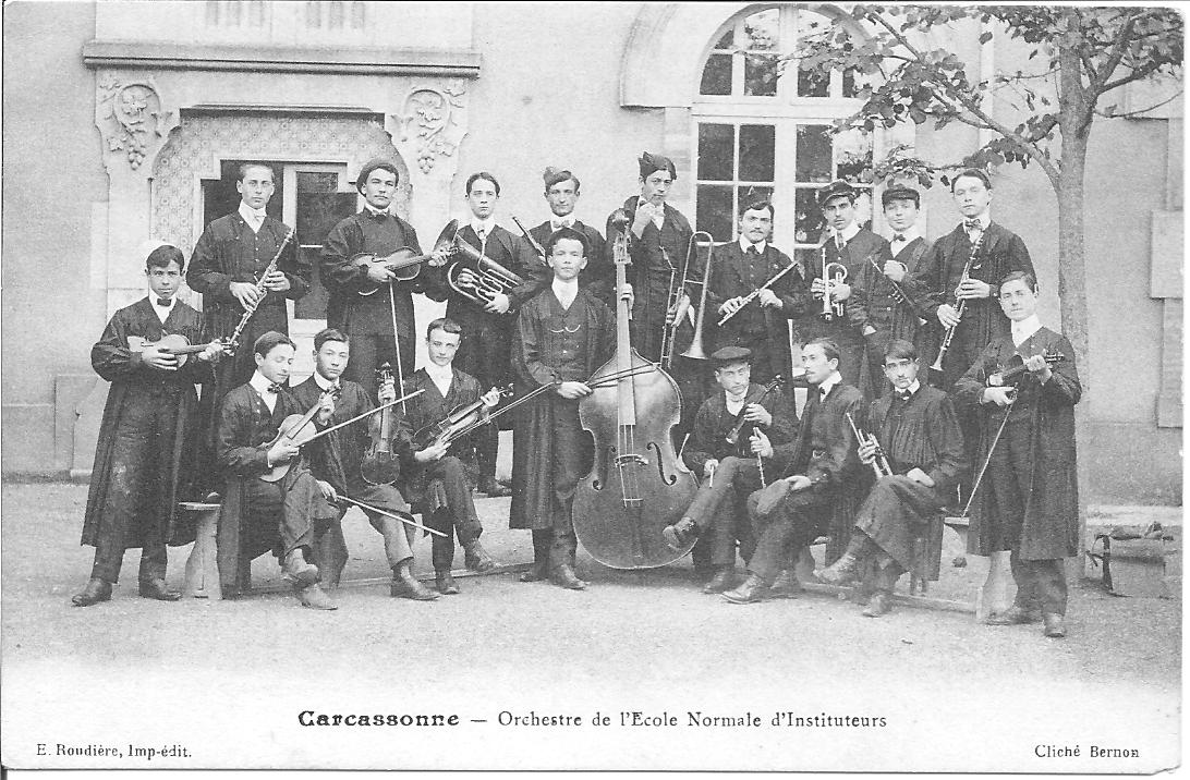 Los Ciutadins Les Hussards noirs de la République