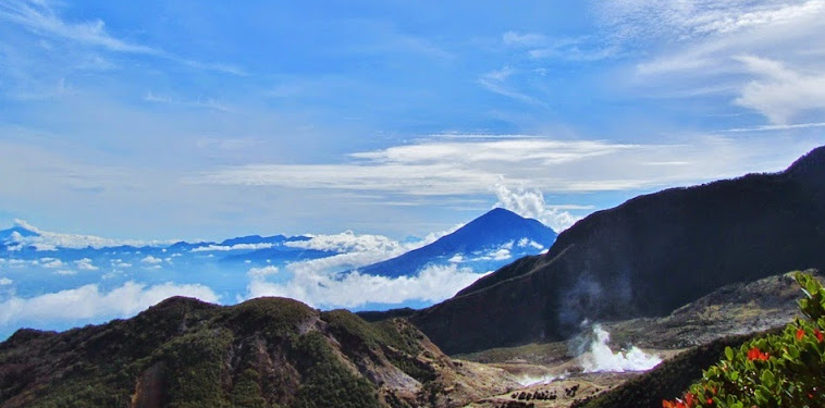 Gunung Papandayan Gunung Populer Di Garut Gunung Papandayan Gunung Populer Di Garut